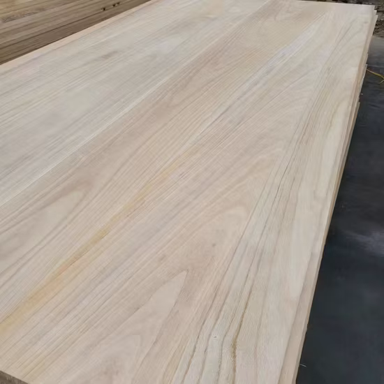 Cina Pao Tong Paulownia Bordo in legno incollato Pannello Finger Joint Board Plance di Paulownia in vendita